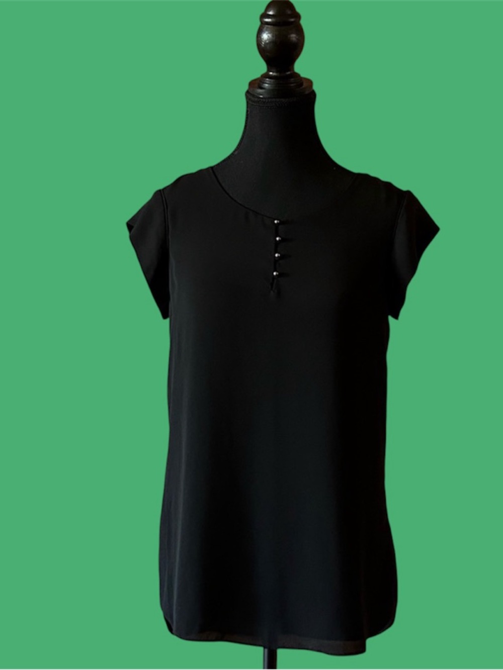 🇨🇦 Black Sleeveless Top